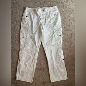🌺🌸 LL Bean Favorite Fit White Cargo Pants 14 Coastal Minimalist Timeless EUC